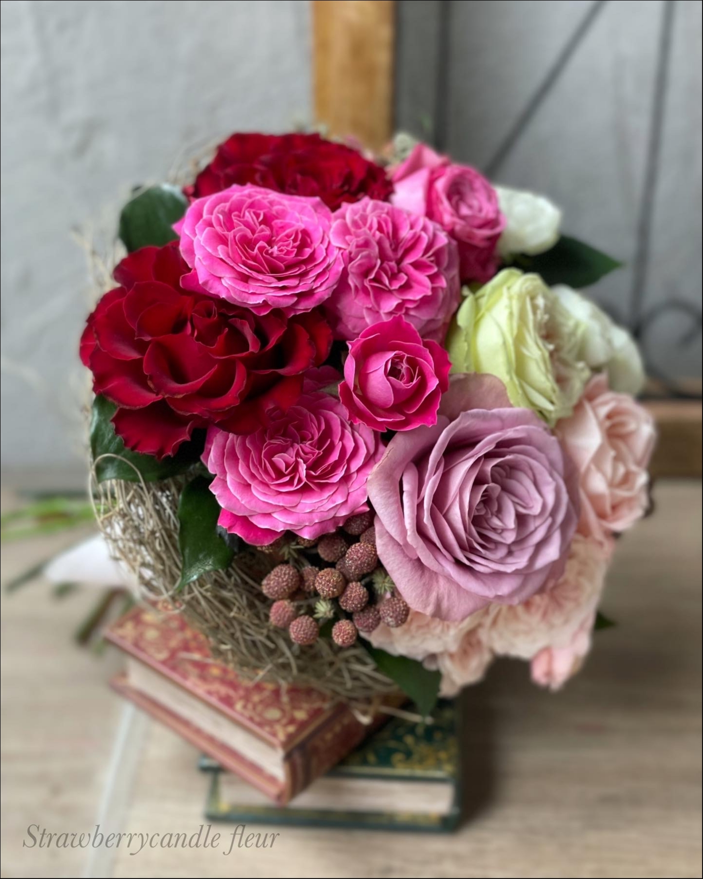 バラ園直送の美しいバラをふんだんに使った贅沢な花束を作ります♪