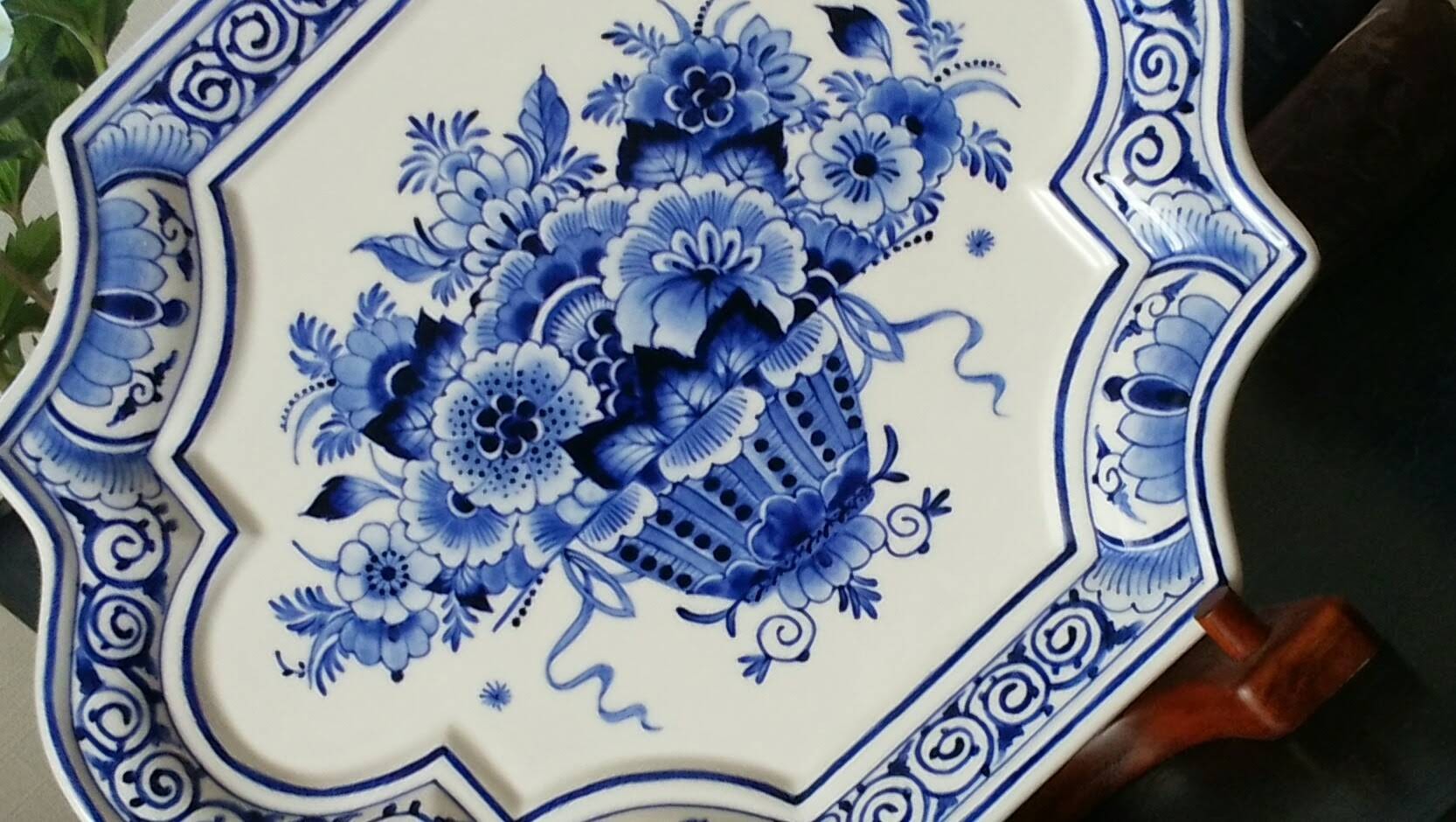 デルフト風陶器の絵付け（カリキュラムコース）